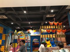 -三亚湾海居铂尔曼度假酒店