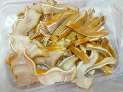 酱猪耳-潮半城·深井烧鹅潮州卤味手打牛肉丸(大沽路菜市场店)