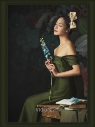 -雪中彩影婚纱摄影·微光艺术中心