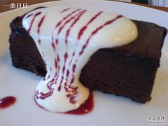 巧克力泡蛋糕-榖屋house of flour(张江首店)