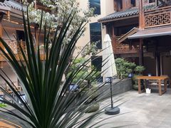 -华冠悠岚·庭院餐厅(青城后山店)