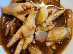 鲍汁花菇焖鸡脚-七爷清汤腩·港式餐厅(金狮广场店)