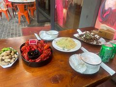 -老鄞江清水龙虾•赵赵家(江北店)