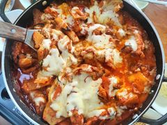 -亲昵春川鸡排(韩国美食街店)