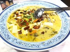 招牌酸菜鲈鱼餐-农川记&酸菜鱼四川料理(横岗荣德店)