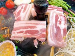 -豚豚家돈돈가韩国锅盖烤肉(新北万达店)