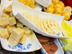 -亿诣蝎府炸酱面羊蝎子火锅(酷车小镇店)