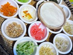 -包整·丝娃娃(一览甲秀楼风景店)