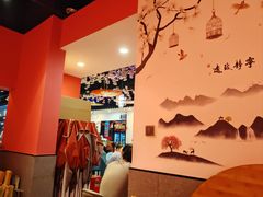 -老街烧烤大排档·地道湖北菜·龙虾馆(汉口火车站店)