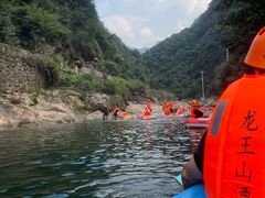 -安吉龙王山峡谷漂流