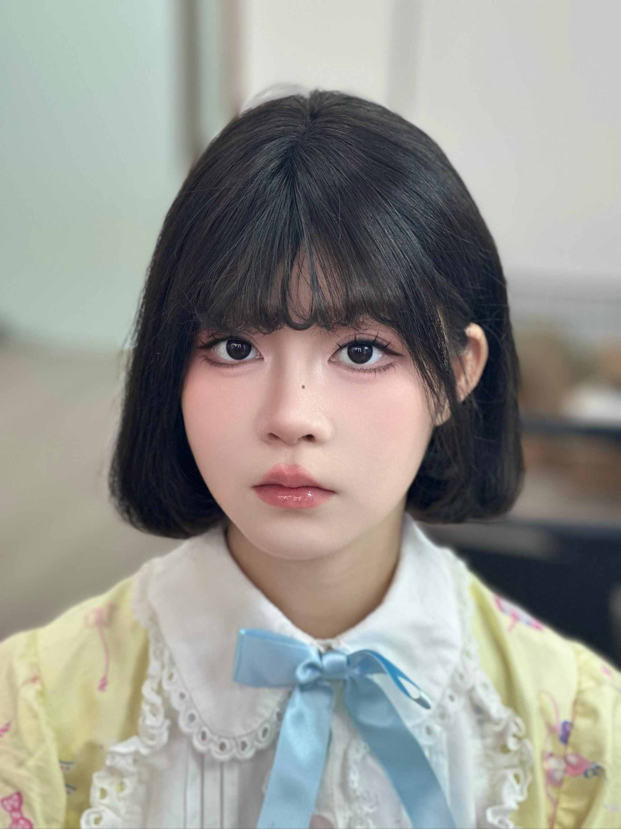 「lj美妆造型」经常需要化妆,终于找到了一个超心仪的化妆姐姐,之后会