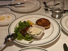 招牌蟹肉饼-Wolfgang’s Steakhouse 沃夫冈牛排馆(上海白玉兰广场店)