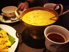 -大头虾越式风味餐厅(光明广场店)