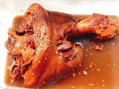 -巷子深菜馆·津门肘子(滨海店)