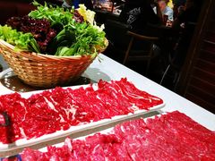 吊龙-牛村来人潮汕牛肉火锅(西单店)