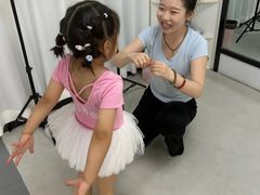 -小芳舞蹈团·少儿舞蹈·中国舞(龙江校区)