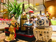 -华邑酒店·鲜艳全日自助餐厅
