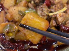 -牛一嘴·兰州牛肉面·大盘鸡(财富中心店)