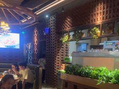 -绿茵小镇中西餐厅(五岭店)