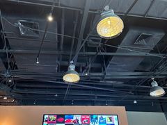 -HUZI虎滋精酿餐吧(京西大悦城店)