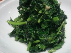 蒜茸豆苗-申粤轩酒楼·三十年粤菜经典(丁香花园店)