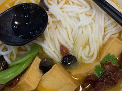 -螺小胖柳州螺蛳粉(钟楼总店)