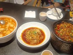 -万重锦·人文川菜馆(骡马市店)