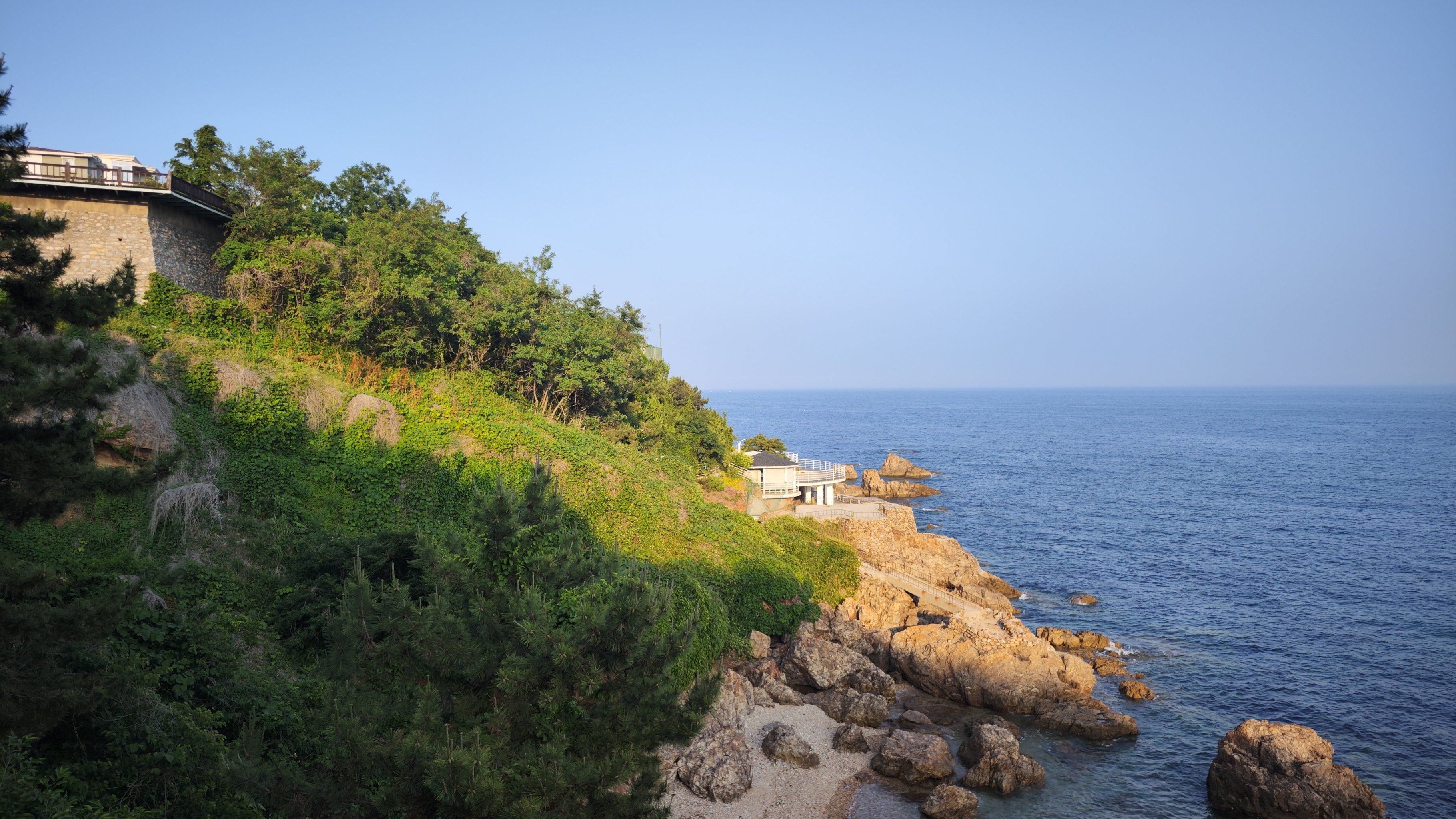 大连小众海滩98付家庄小岗秀月湾亲海栈道