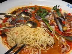 -坛宗剁椒鱼头(河西王府井店)