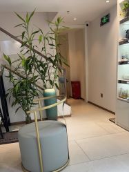 -EMILY艾枚莉美甲美睫·美颜·现磨咖啡