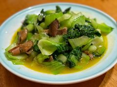蕈油烧的青菜-得意楼蒸菜馆
