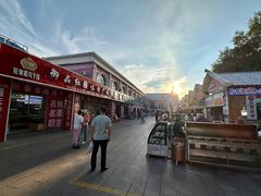 -布尔津河堤夜市