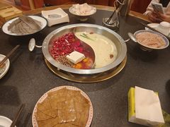 -沸炉重庆老火锅(军事博物馆店)