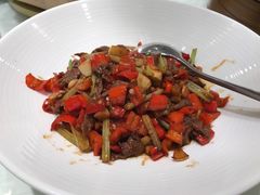 小炒雪花牛肉-千滋百味·醉江澜花园餐厅(街道口店)