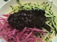 -老天桥酱肉烧饼夹肘子(天桥店)