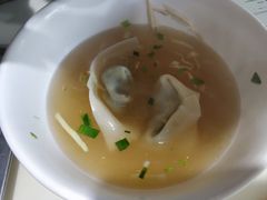 菜肉大馄饨-绿杨馄饨临顿路店