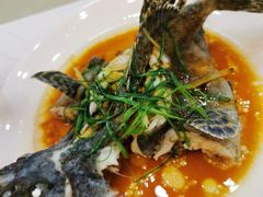 -覃记海鲜美食餐厅