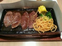 -必胜客(安盛金马店)