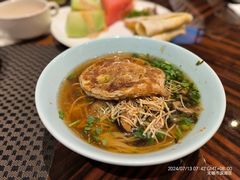 -君来湖滨饭店·玫瑰园