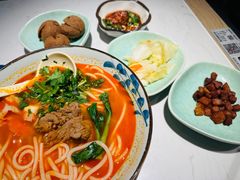 -鑫花溪牛肉米粉(凤凰街创始总店)
