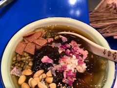 -马路边边麻辣烫联盟路店