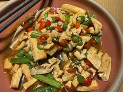 -小洞天柴火土菜馆