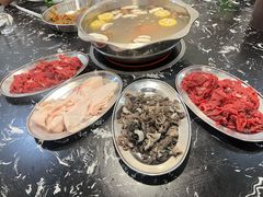 -牛一煲美食(江高店)