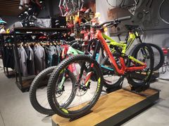 -SPECIALIZED闪电自行车(北苑路店)