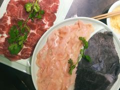 -红九格老火锅(三峡广场店)