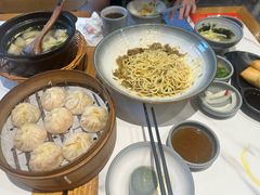 -馋三尺蟹粉小笼(人民广场店)