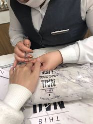 -手牵手美甲