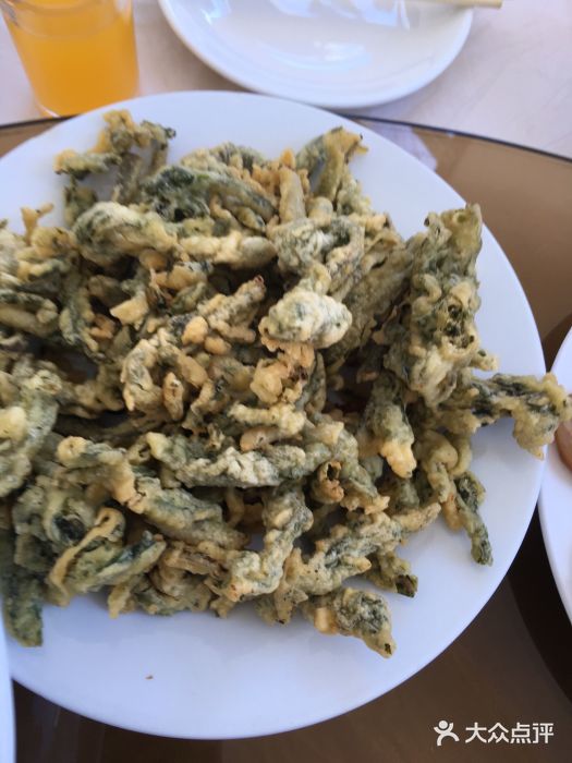 艳阳天大酒店炸花椒芽图片