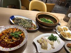 -日进一片海.生腌海鲜火锅.宵夜烧烤(三里屯总店)