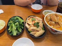 油鸡饭-绿柠食堂(北外滩店)